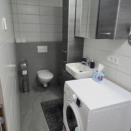 Klimatisierte Moderne Einzimmerwohnung In 아파트 말베르크